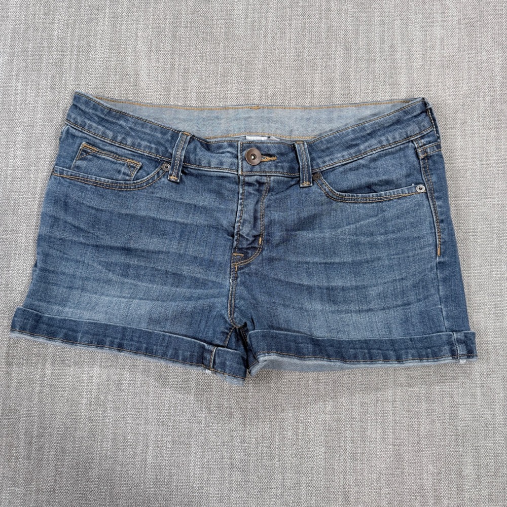 JCP Women Medium Wash Denim Cuffed Jean Shorts Size 8 Blue Mid Rise Stretch